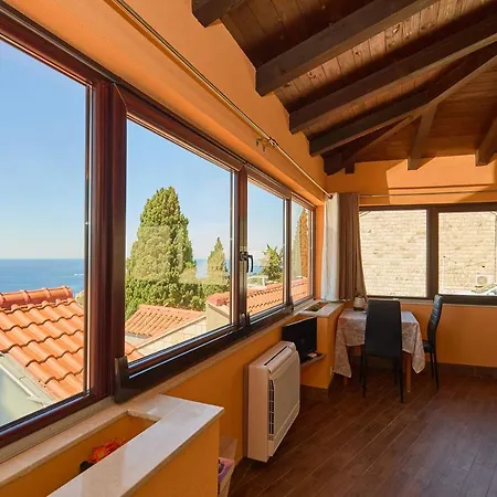 Apartment Sunny Tower Sea & Old Town View *
