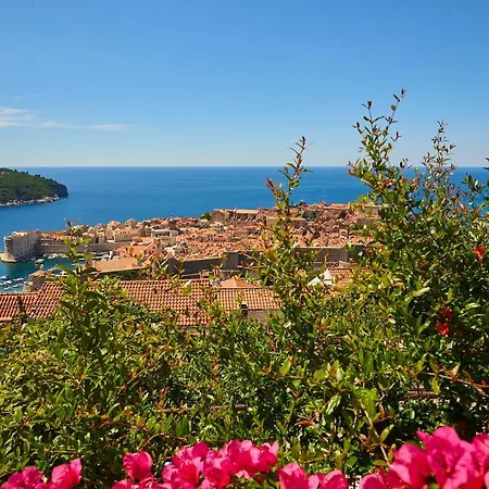 Sunny Tower Sea & Old Town View Dubrovnik